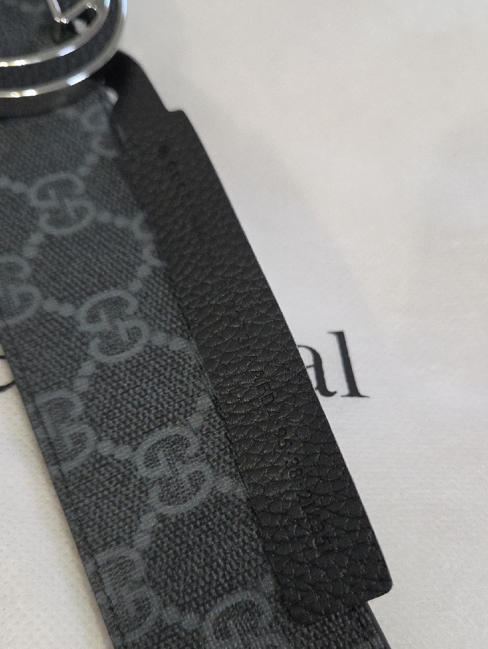 Gucci Reversible Black Leather Monogram Belt GG 95cm - Picture 11 of 16